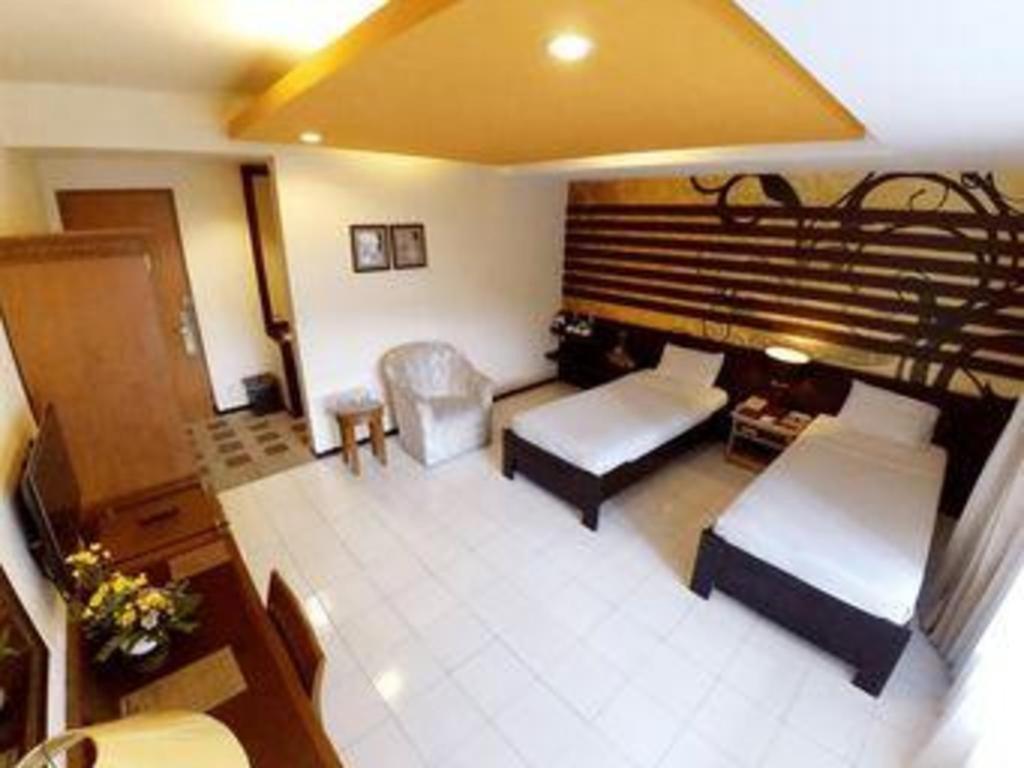 Purnama Hotel Batu  Exterior photo