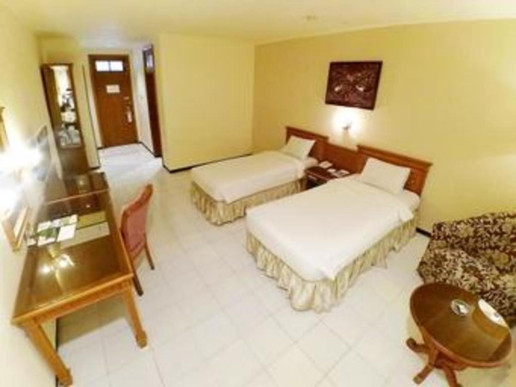 Purnama Hotel Batu  Exterior photo